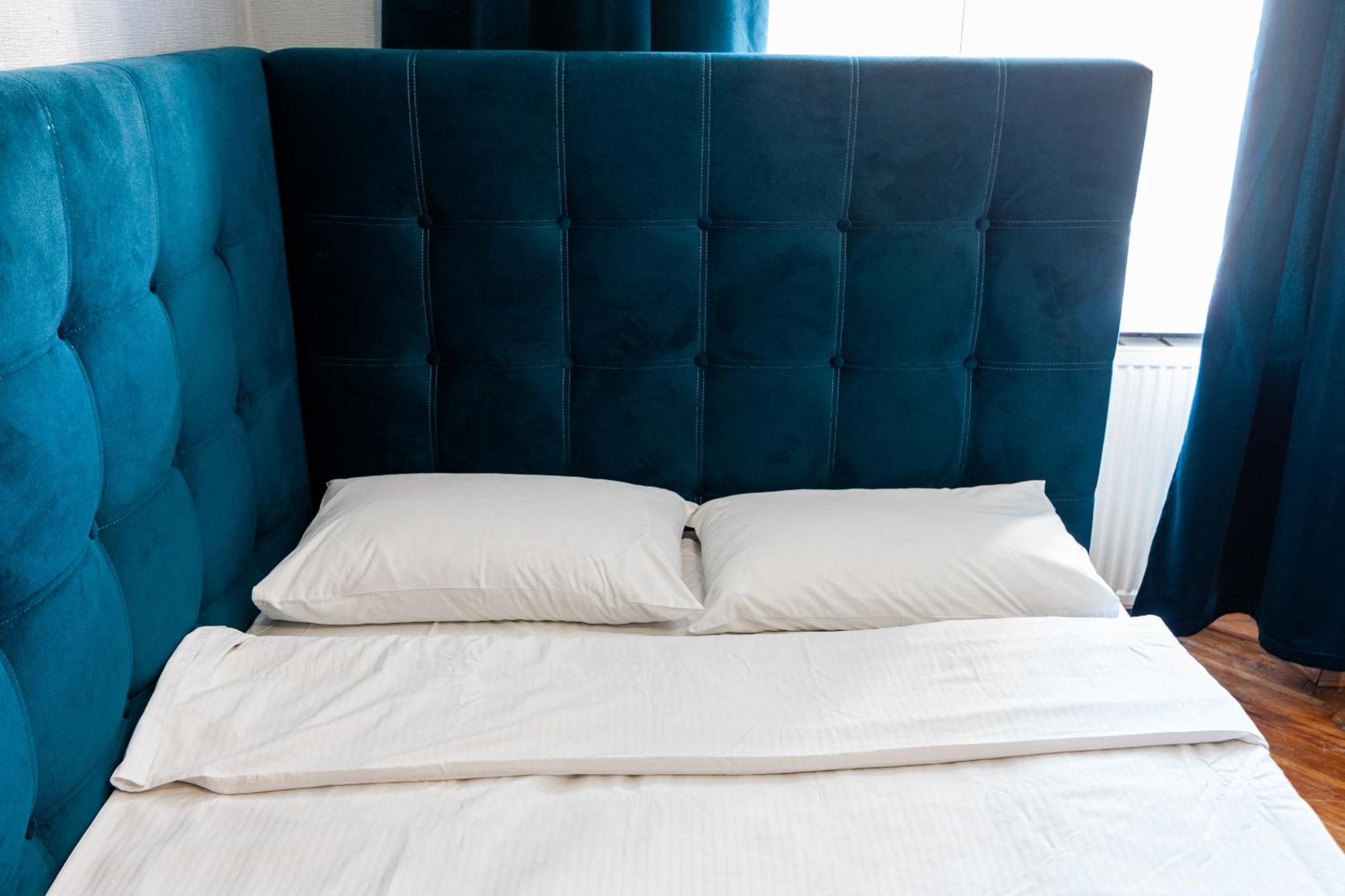לבוב 2 Bedrooms Apartments Levia 2 מראה חיצוני תמונה